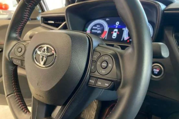corolla (6)
